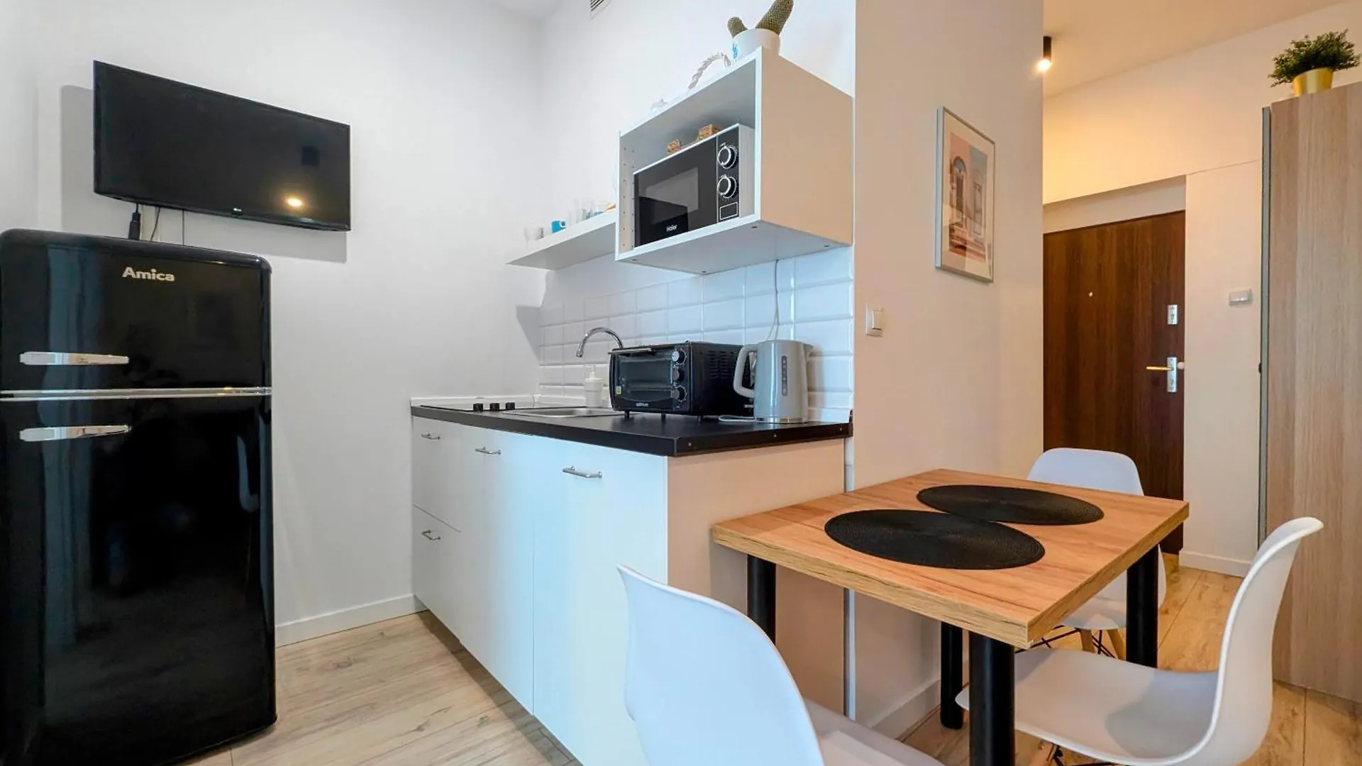 Mazowiecka 11 By Homeprime Krakow Apartment