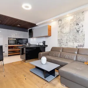 Diamond By Renters Prestige Apartament